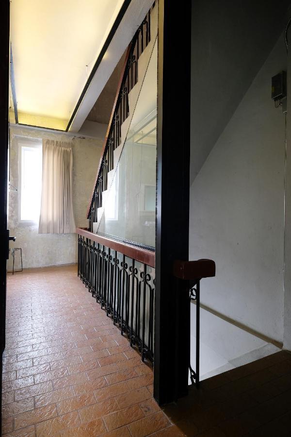 Ep1 Shophouse Hotel Bangkok Exterior photo